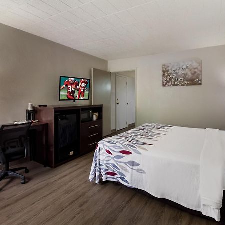 Red Roof Inn New Stanton Εξωτερικό φωτογραφία