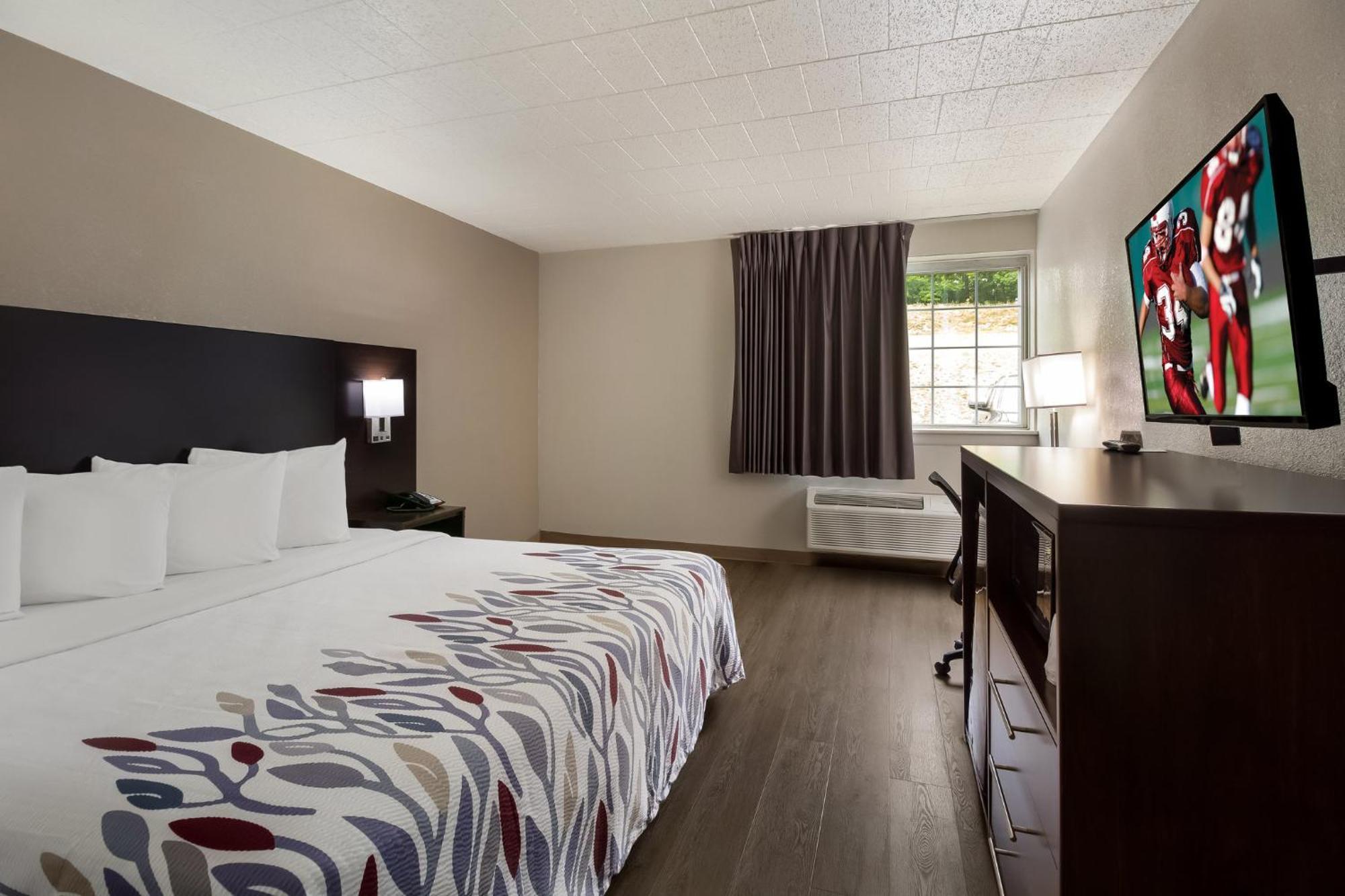 Red Roof Inn New Stanton Εξωτερικό φωτογραφία