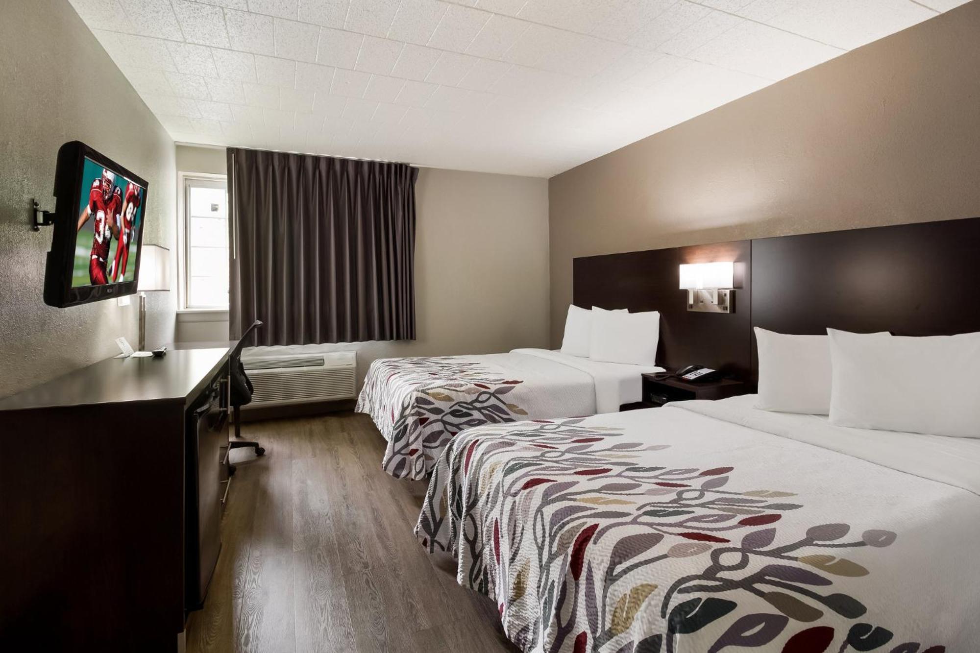 Red Roof Inn New Stanton Εξωτερικό φωτογραφία