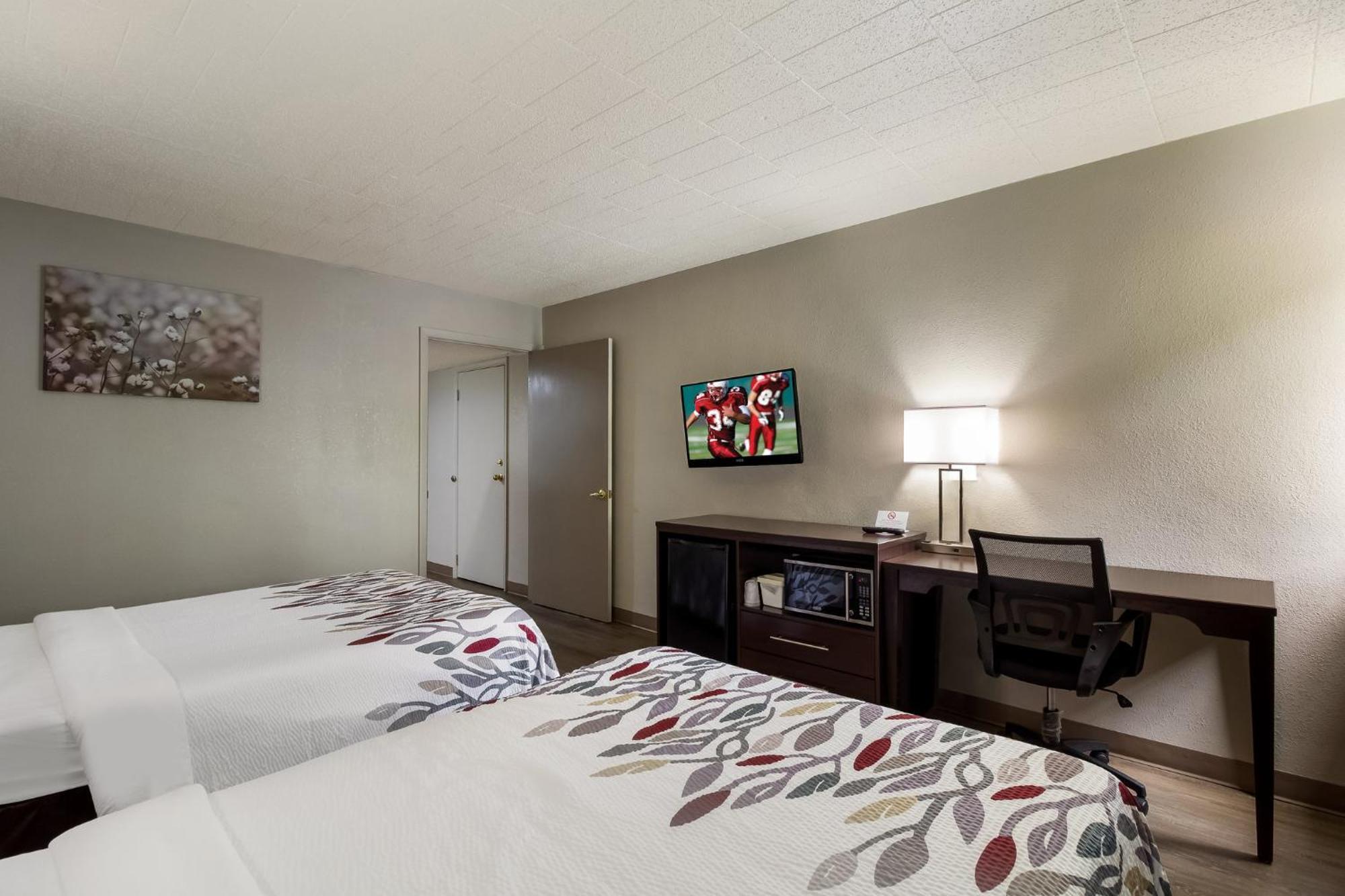 Red Roof Inn New Stanton Εξωτερικό φωτογραφία